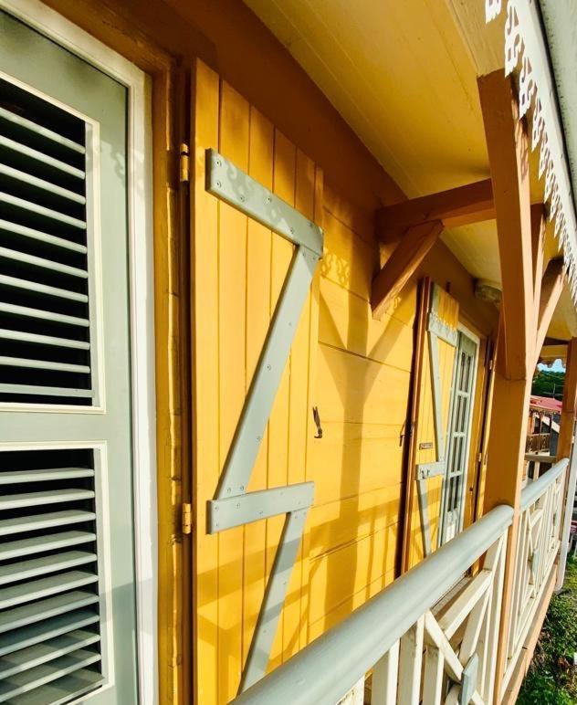 Habitation Baliache - Maison Creole Avec Jardin Privatif, Plage A 200M Deshaies Exterior foto
