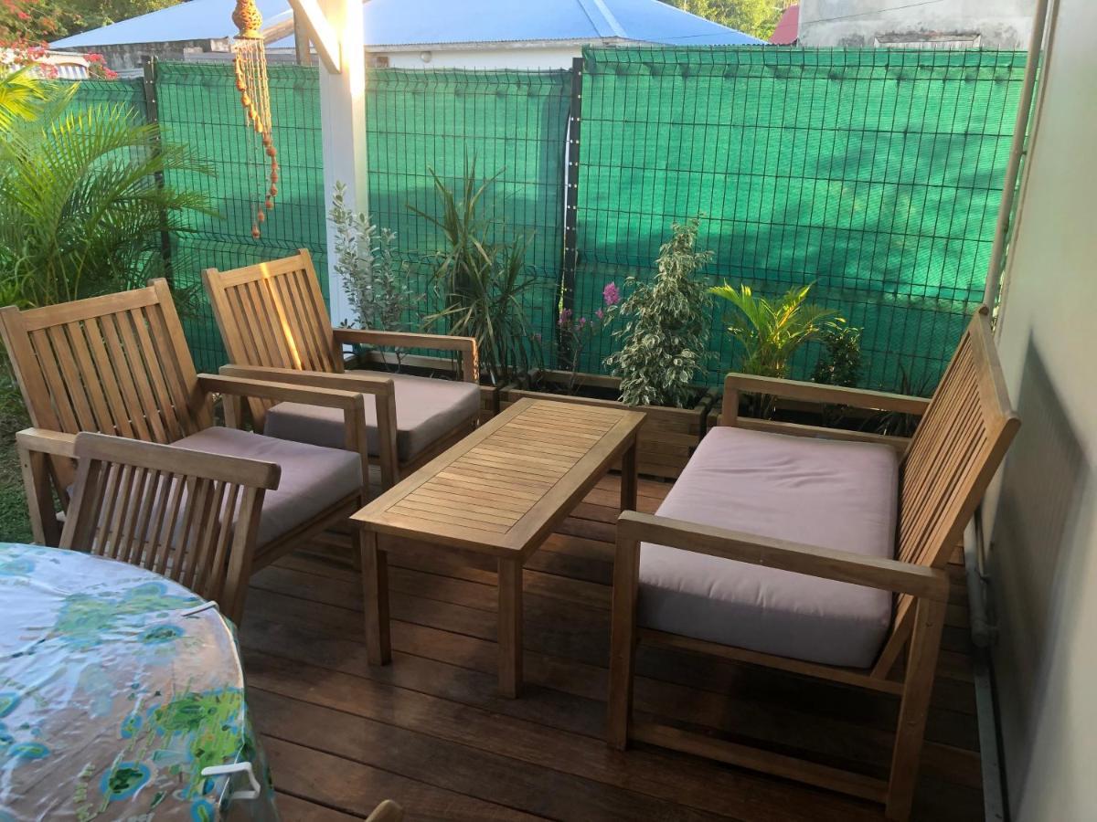 Habitation Baliache - Maison Creole Avec Jardin Privatif, Plage A 200M Deshaies Exterior foto